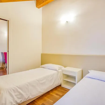 Apartment No 26